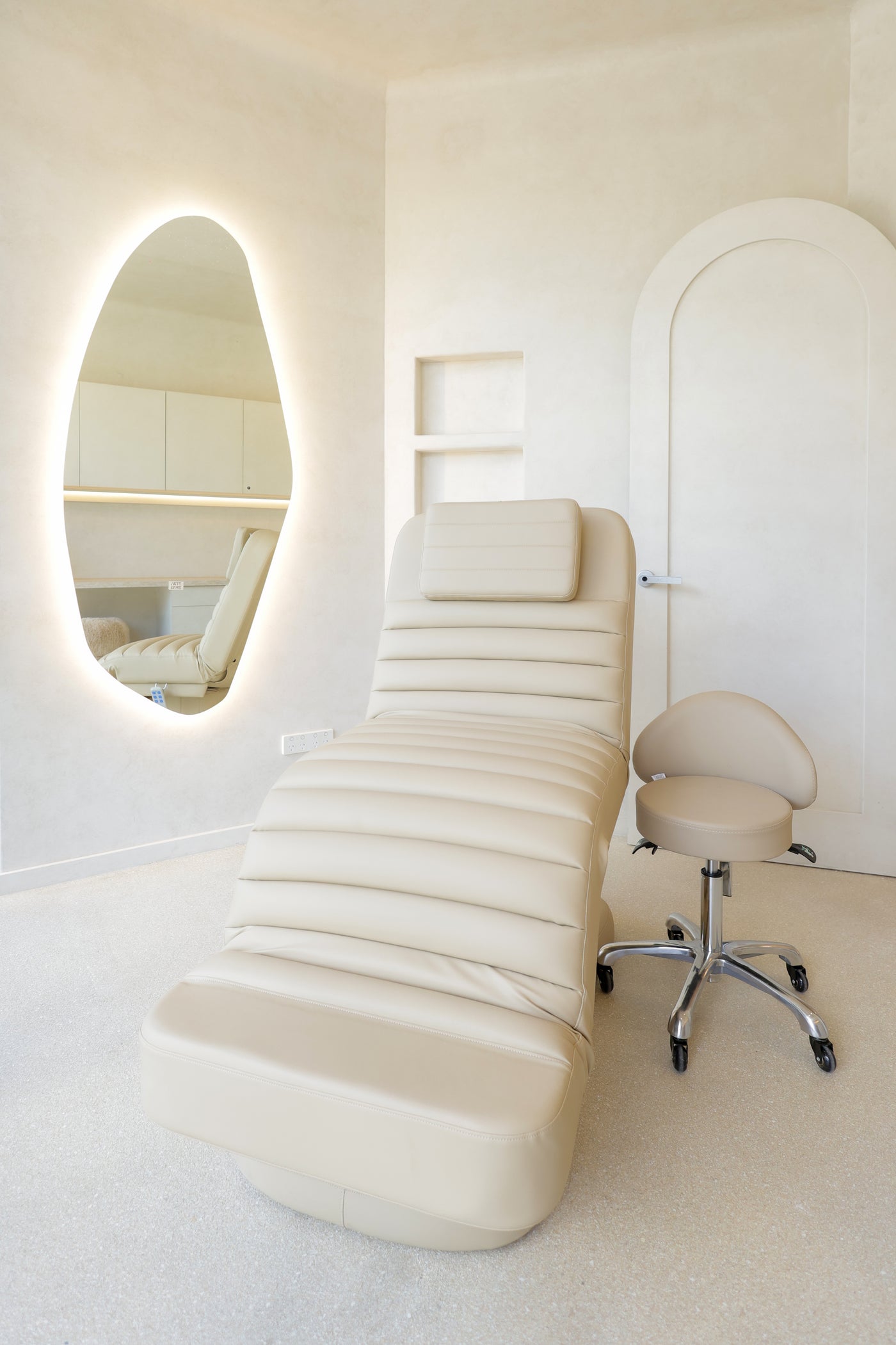 Room — 7